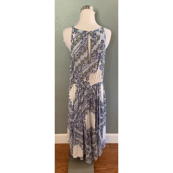 Torrid Paisley Hi Low Dress Size 0X - Picture 3 of 5